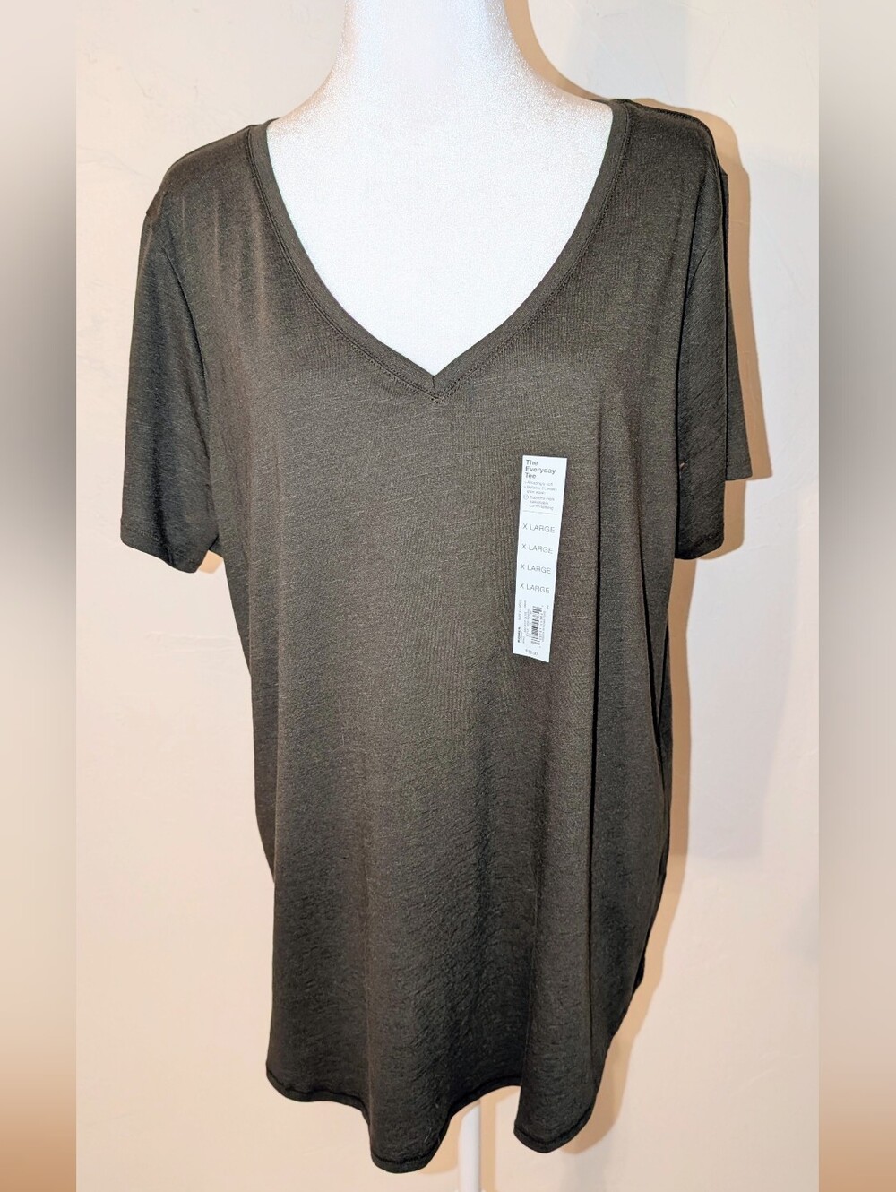 Sonoma V-Neck Short Sleeve Top - Olive Green